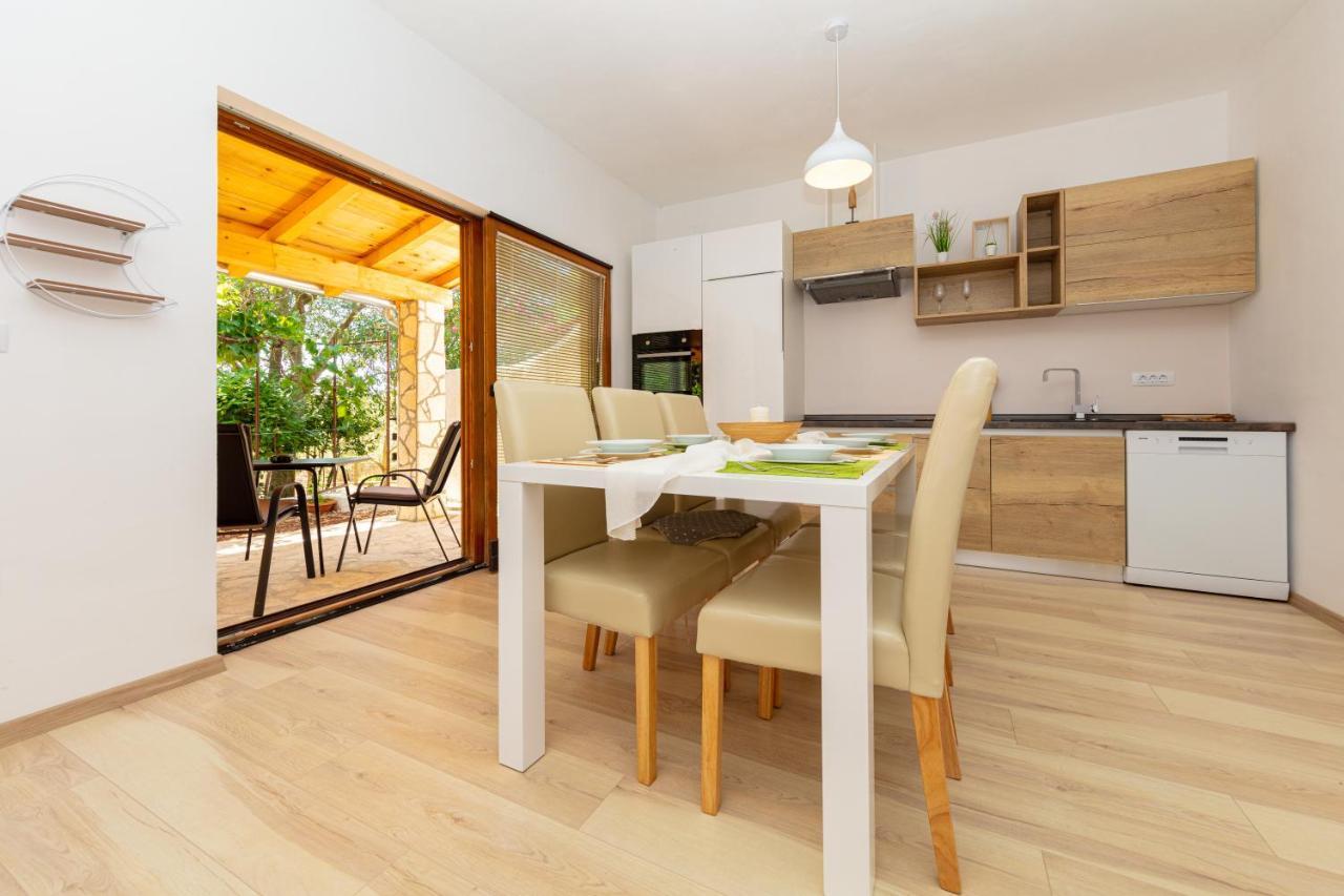 Al Pino Blue Property Премантура Екстериор снимка