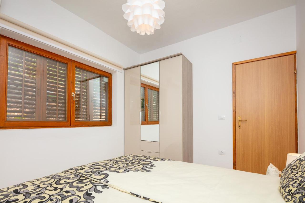 Al Pino Blue Property Премантура Екстериор снимка