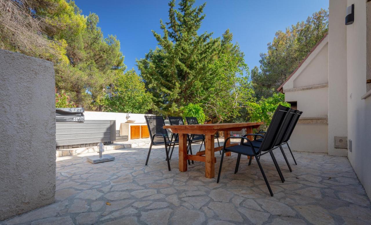 Al Pino Blue Property Премантура Екстериор снимка